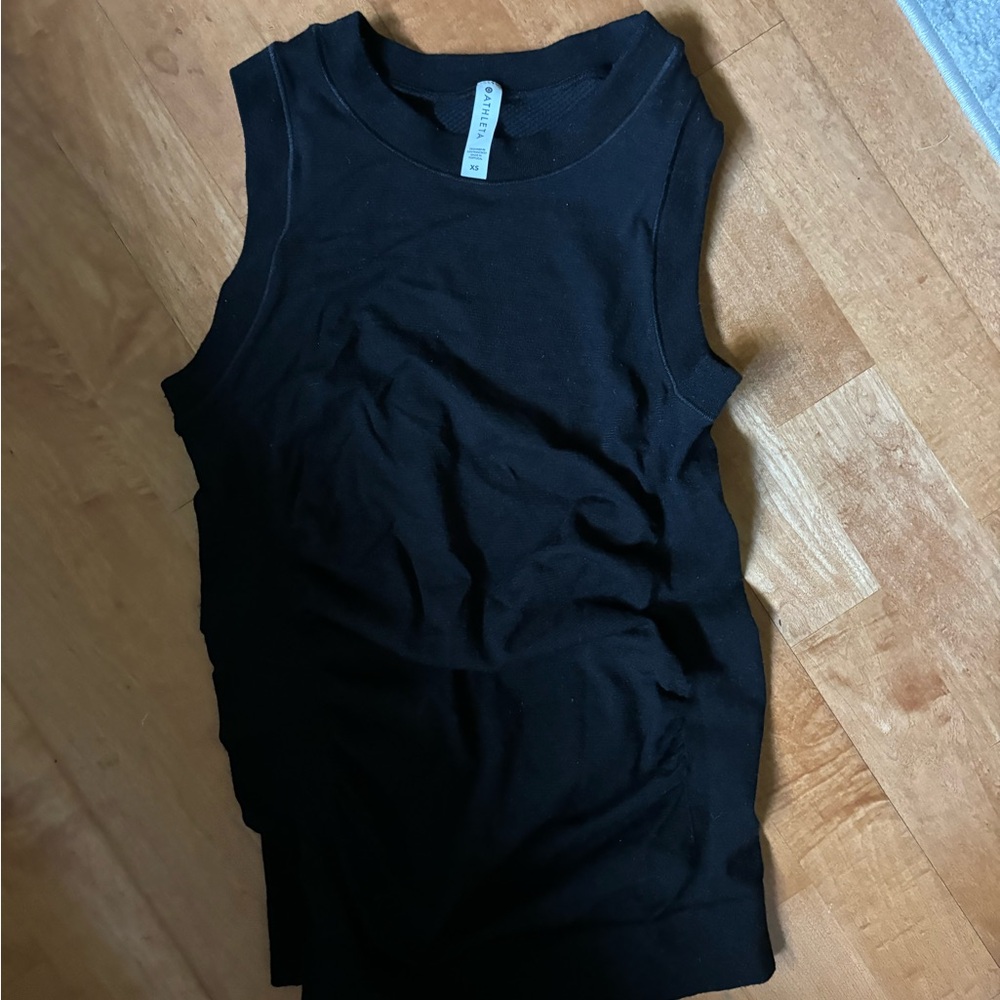 Athleta Black Sleeveless ruched Top